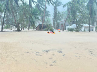 Đợt mưa lũ tại Nam Trung Bộ là một hiện tượng cực đoan, vượt kỷ lục lịch sử