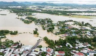 Bộ GDĐT phát miễn phí toàn bộ sách giáo khoa cho học sinh vùng lũ