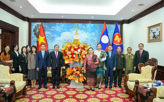 UBTƯ MTTQ Việt Nam chúc mừng Quốc khánh nước Cộng hòa Dân chủ Nhân dân Lào