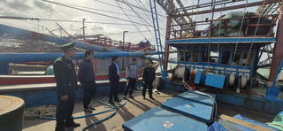 Xử lý hai tàu cá vi phạm quy định về giám sát hành trình trên biển