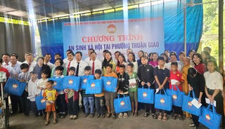 TP Hồ Chí Minh: Nhiều hoạt động hỗ trợ người nghèo trước thềm Đại hội Mặt trận