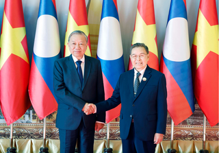 Tổng Bí thư Tô Lâm hội kiến Chủ tịch Quốc hội Lào, nâng tầm quan hệ Việt-Lào