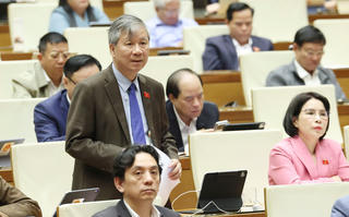 Đề nghị sớm miễn viện phí cho người đang điều trị bệnh ung thư, khó chữa, mạn tính