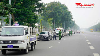 Hà Nội: Xử lý nhiều tài xế dừng đỗ xe sai quy định tại Sân bay Nội Bài
