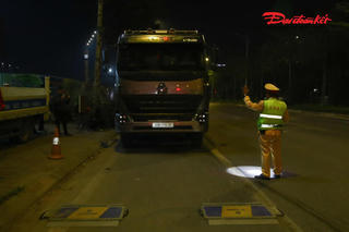 Hà Nội: Quyết liệt xử lý xe quá tải