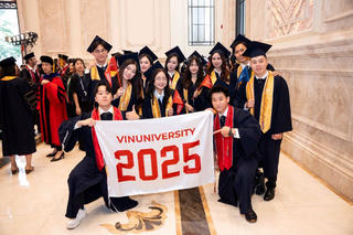VinUni thu hút nhân tài: “Tuyển giảng viên như những đồng đội cùng chí hướng”