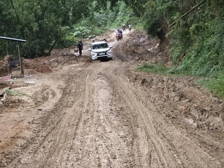 Gần 20 năm tuyến đường 14 km vẫn dang dở