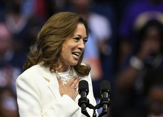 Bà Kamala Harris “tái xuất,” để ngỏ khả năng tái tranh cử Tổng thống Mỹ 2028
