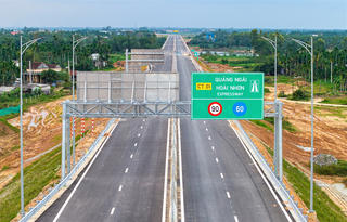 Quảng Ngãi: Toàn cảnh tuyến cao tốc hơn 20.000 tỷ đồng trước ngày thông xe 
