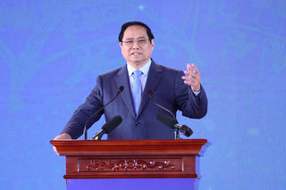  Những công trình thể hiện khát vọng "vươn xa ra biển lớn, tiến sâu vào lòng đất và bay cao lên vũ trụ" của dân tộc Việt Nam
