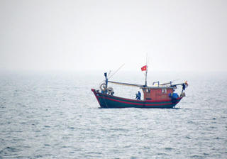 Khu vực Bắc Biển Đông gió lớn, biển động mạnh và sóng cao 3-5m