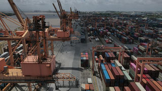 Thúc đẩy xuất khẩu, duy trì tăng trưởng cao và bền vững