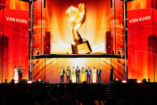 VinFast giành “bộ tứ” giải thưởng danh giá tại Vạn Xuân Awards 2025