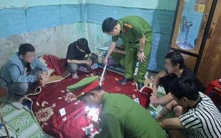 Đà Nẵng: Tạm giữ 5 đối tượng tổ chức sử dụng trái phép chất ma túy