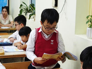 Tránh lãng phí sách giáo khoa khi thống nhất một bộ