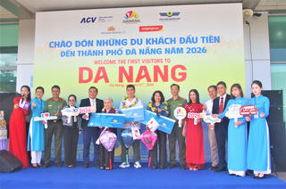 Sân bay Đà Nẵng tưng bừng đón chuyến bay đầu năm mới 2026