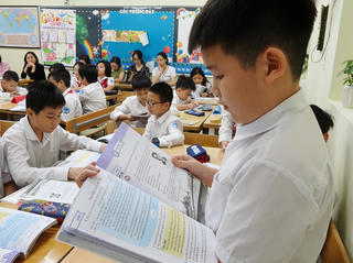 Bộ Giáo dục và Đào tạo bác bỏ thông tin xuyên tạc về sách giáo khoa Lịch sử – Địa lí lớp 5