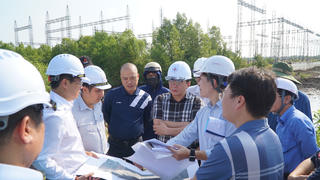 Đầu tư xây dựng lưới điện năm 2025: EVNSPC về đích vượt chỉ tiêu