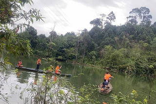 Đà Nẵng: Lật ghe, một người tử vong