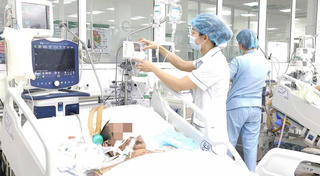 Người đàn ông 36 tuổi nguy kịch vì biến chứng viêm phổi do thủy đậu 