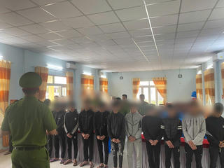 Quảng Ngãi: Khởi tố 21 đối tượng mang hung khí gây rối trật tự