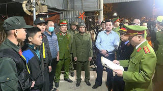 Không có chuyện “nhặt” được tiền “rơi” vào tài khoản