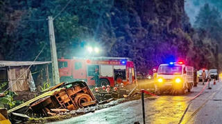 Chủ tịch UBND tỉnh Sơn La chỉ đạo công tác cứu nạn vụ lật xe khách