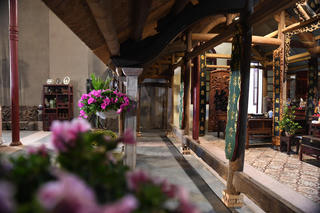 Giáo dục dục di sản cho thế hệ trẻ thông qua không gian “Tết Việt – Tết Phố” 
