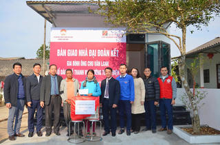 Xuân yêu thương trong những mái ấm đại đoàn kết