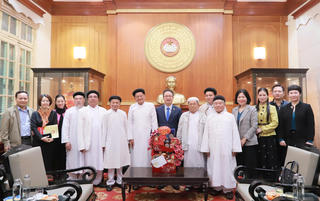 Đại diện các Hội thánh Cao Đài thăm, chúc Tết UBTƯ MTTQ Việt Nam