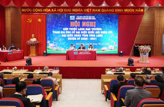 Hiệu trưởng Trường Đại học Cửu Long được giới thiệu tham gia ứng cử Đại biểu HĐND tỉnh Vĩnh Long