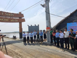 TP Hồ Chí Minh: 'Ánh sáng vùng biên' đến với người dân khu vực biên giới biển