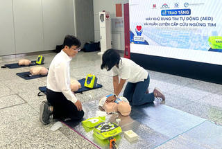 Tuyến Metro Bến Thành - Suối Tiên được trang bị máy cấp cứu người ngưng tim