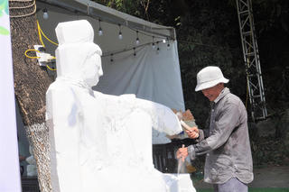 “Bảo tàng sống” nghề điêu khắc đá Non Nước