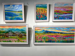 Sắc xuân giữa lòng phố cổ