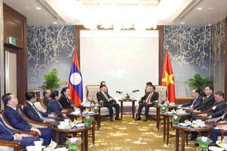 Tổng Bí thư, Chủ tịch nước Lào và Phu nhân kết thúc chuyến thăm Việt Nam