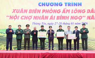Tết nghĩa tình nơi biên cương Tuyên Quang