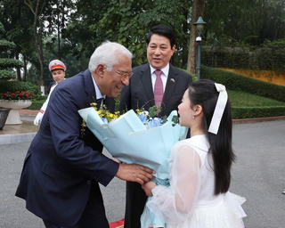 Chủ tịch nước Lương Cường chủ trì lễ đón chính thức Chủ tịch Hội đồng châu Âu