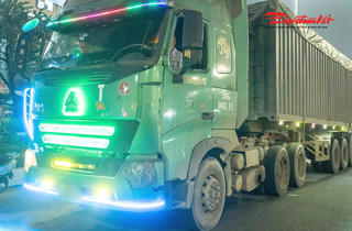 Hà Nội xử lý nhiều xe tải sử dụng đèn, còi sai quy định