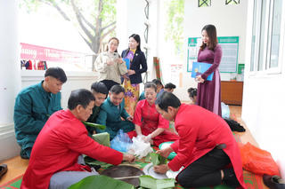 Gắn kết nghĩa tình, chăm lo thiết thực cho người lao động