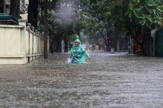 Hà Nội khẩn cấp xây dựng 2 bể ngầm chống ngập
