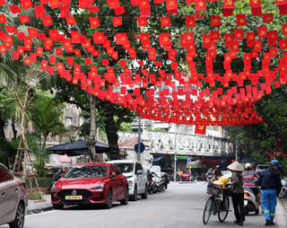 Thủ đô Hà Nội sáng sớm có sương mù, chiều giảm mây hửng nắng