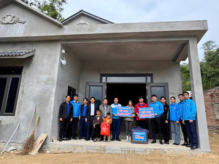 Mái ấm an cư cho thợ lò