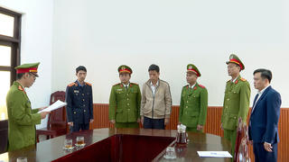 Cán bộ địa chính phường ở Huế bị khởi tố liên quan đến đất đai