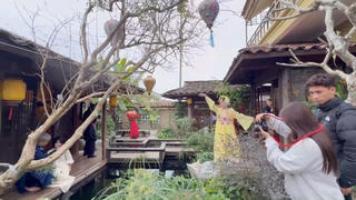 Nhiều người dân đất Cảng chọn ngôi chùa này để chụp ảnh check-in 