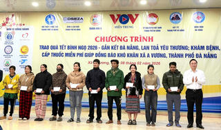 Đà Nẵng: Trao 1.300 suất quà Tết Bính Ngọ 2026 cho vùng cao và công nhân khó khăn