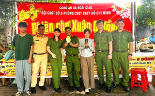 TP Hồ Chí Minh: Những 'suất cơm yêu thương' và 'phiên chợ Xuân 0 đồng' cho người nghèo