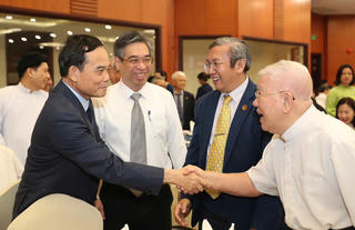 TP Hồ Chí Minh họp mặt mừng Đảng, mừng Xuân Bính Ngọ năm 2026