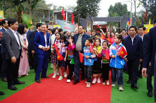 Thủ tướng Phạm Minh Chính: Đầu tư cho giáo dục là đầu tư cho tương lai 
