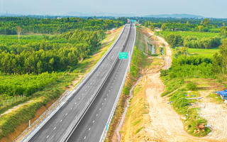 Thêm gần 180km cao tốc Bắc - Nam qua miền Trung chính thức thông xe